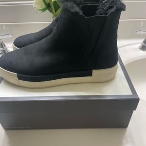 J/Slides black nubuck leather boots with faux fur. Size 10.